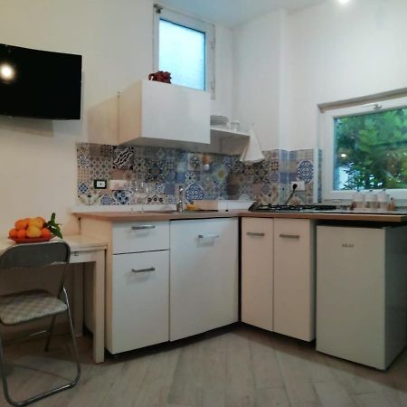 Ross House Apartment Lacco Ameno  ภายนอก รูปภาพ