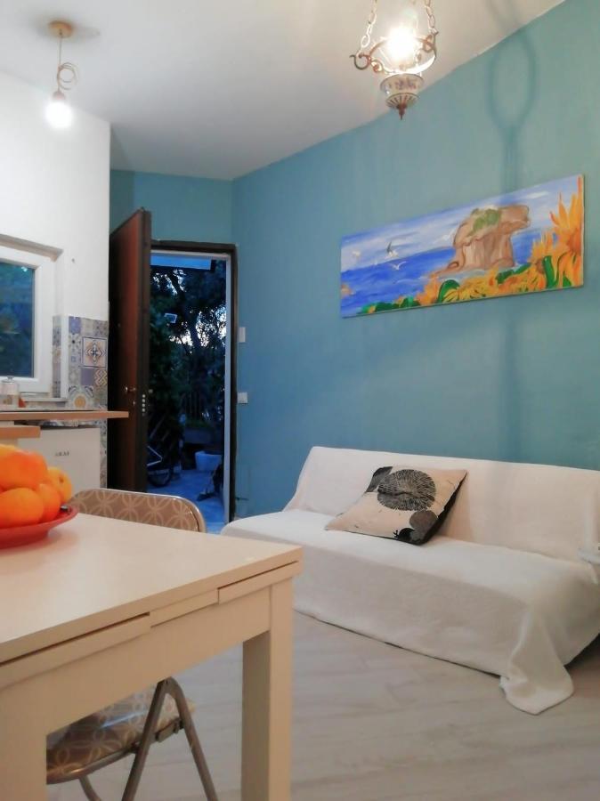 Ross House Apartment Lacco Ameno  ภายนอก รูปภาพ